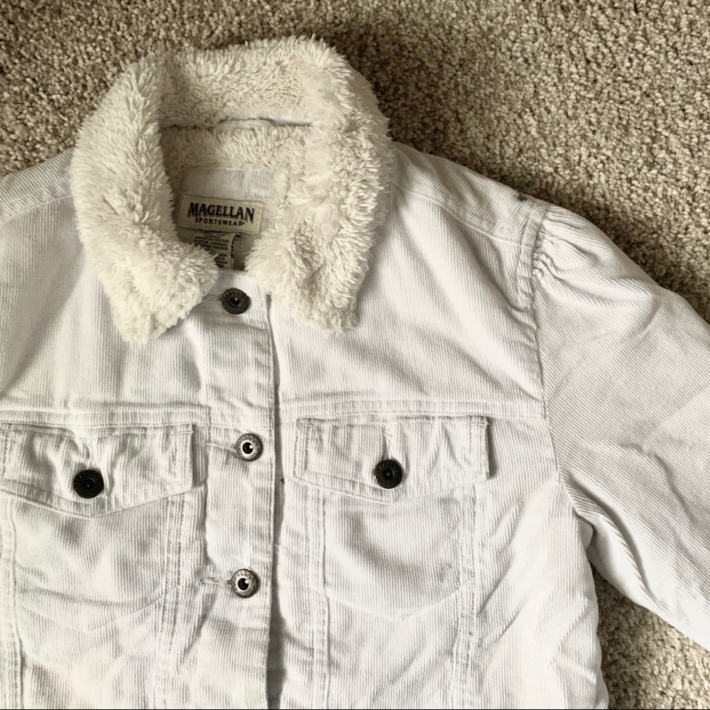 Cozy white Jacket